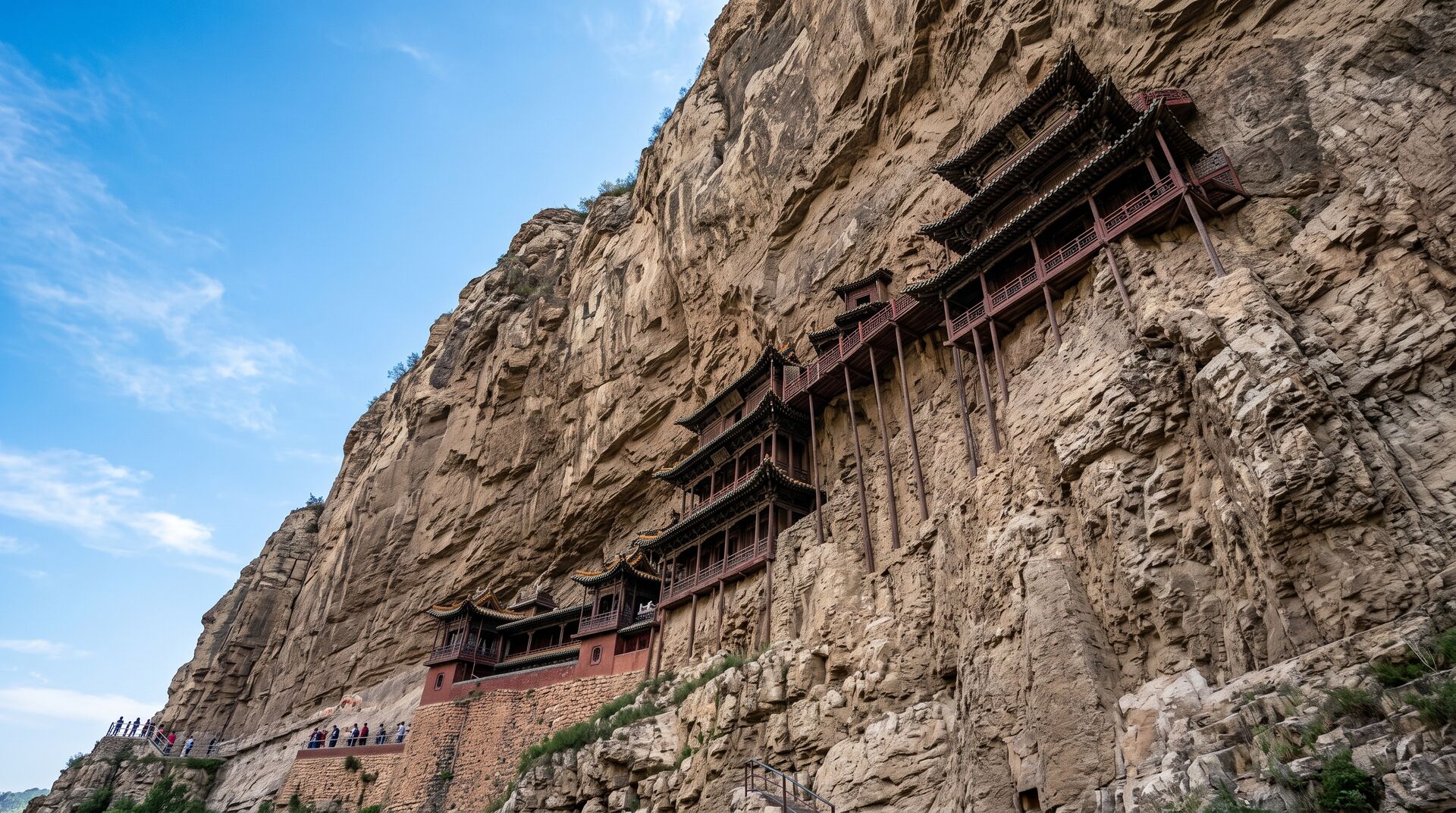 Il Tempio Sospeso di Datong: Ingegneria e Fede Incastonate sulla Roccia